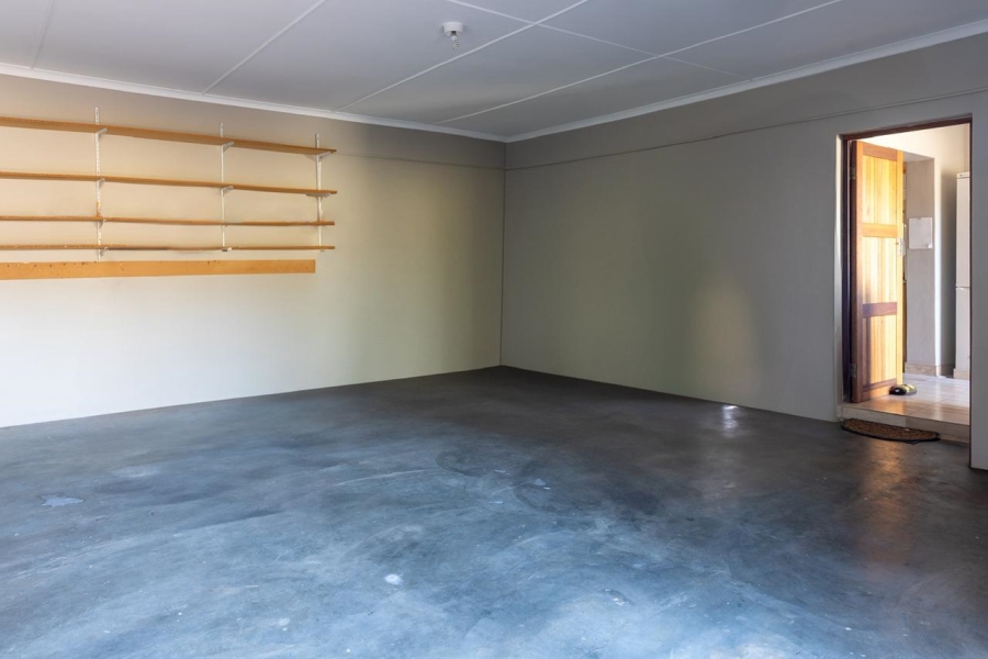 3 Bedroom Property for Sale in Stilbaai Wes Western Cape